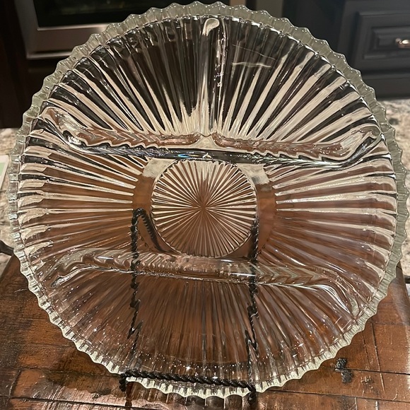 Glass Divided Relish Tray - Picture 2 of 3